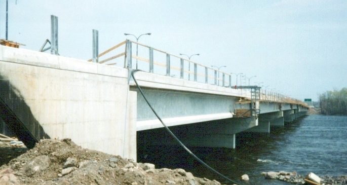 1991_Pont_Taschereau_-_Rivière_des_Outaouais_0009_a-min